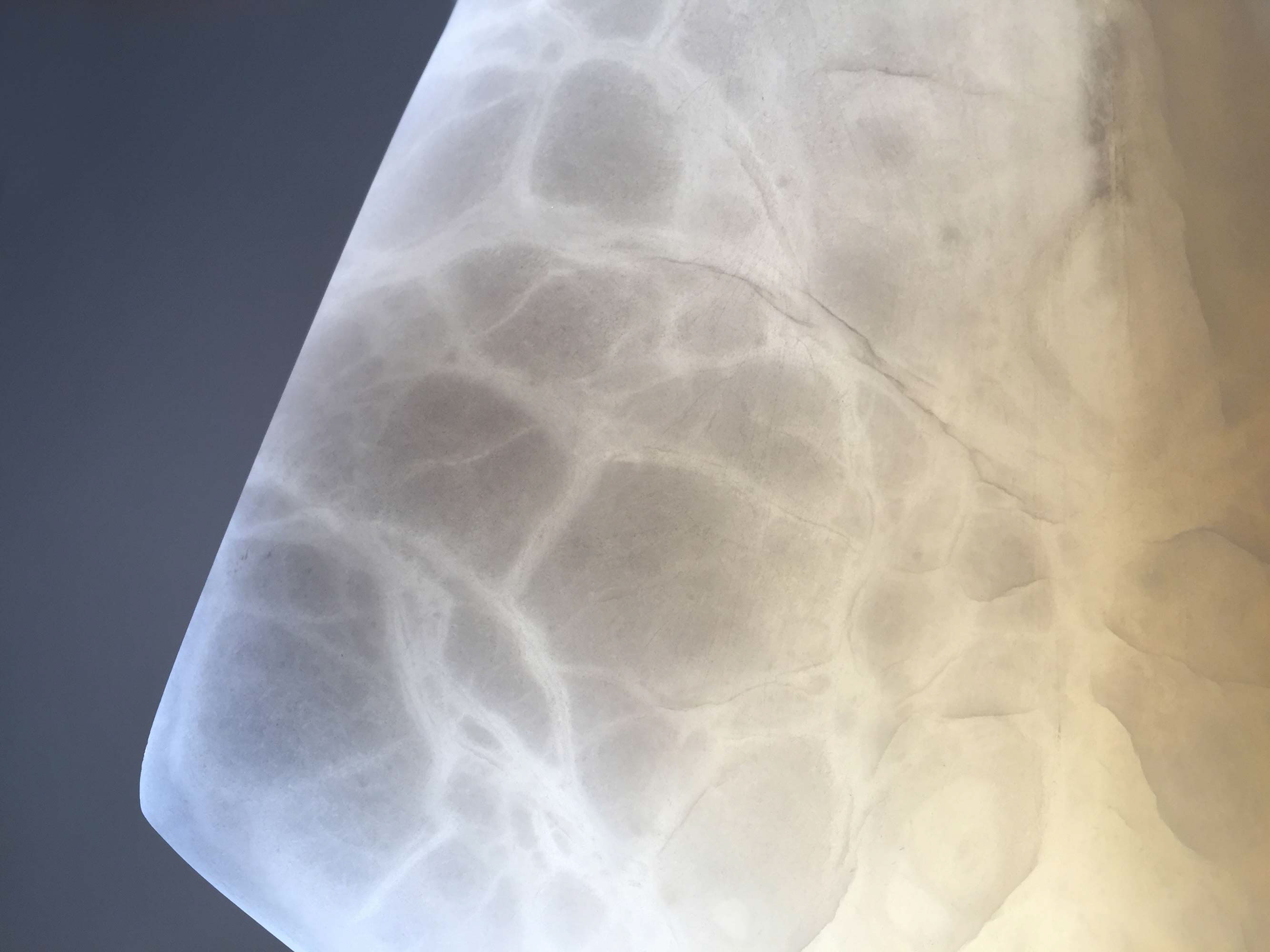 Chloe desrousseaux, chloé desrousseaux, cloe desrousseaux, Sculpture grand format, sculpture bronze, sculpture femme, sculptrice femme, douleur 