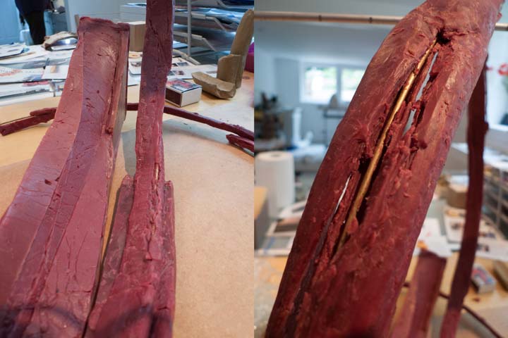 Chloe Desrousseaux, Atelier, matiere, Sculpture, Entendre MATIERE parler, transparence albatre, cire rouge, ecorce bouleau, sculpture ecorce