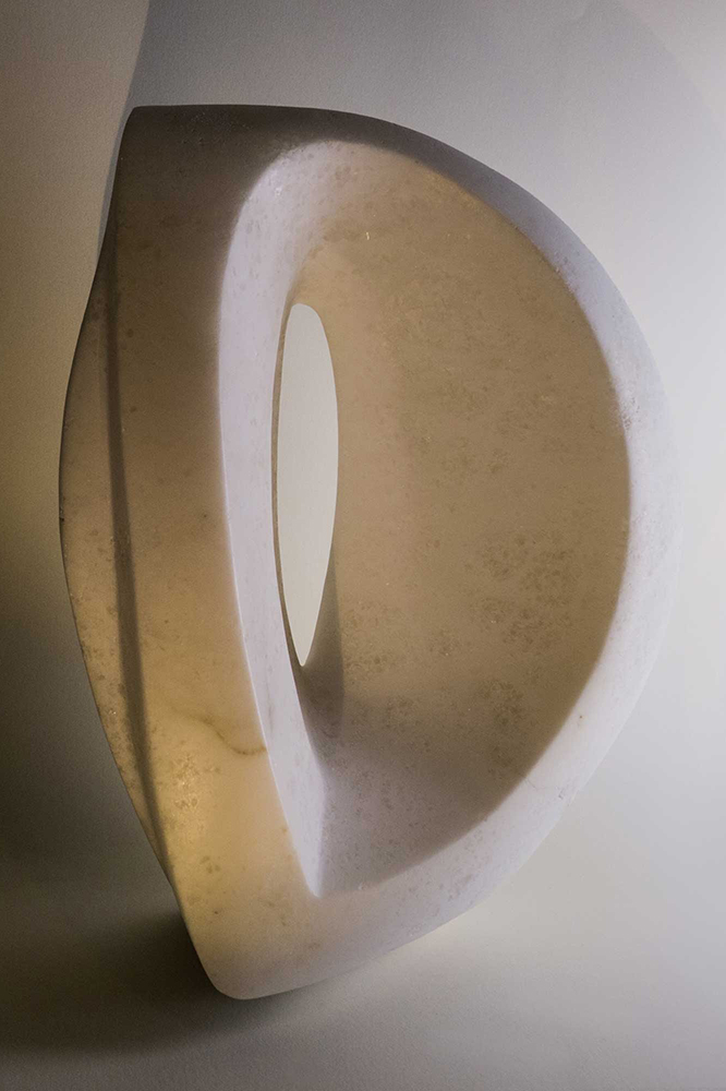 Chloe desrousseaux, chloé desrousseaux, cloe desrousseaux, Sculpture grand format, sculpture bronze, sculpture femme, sculptrice femme, douleur 