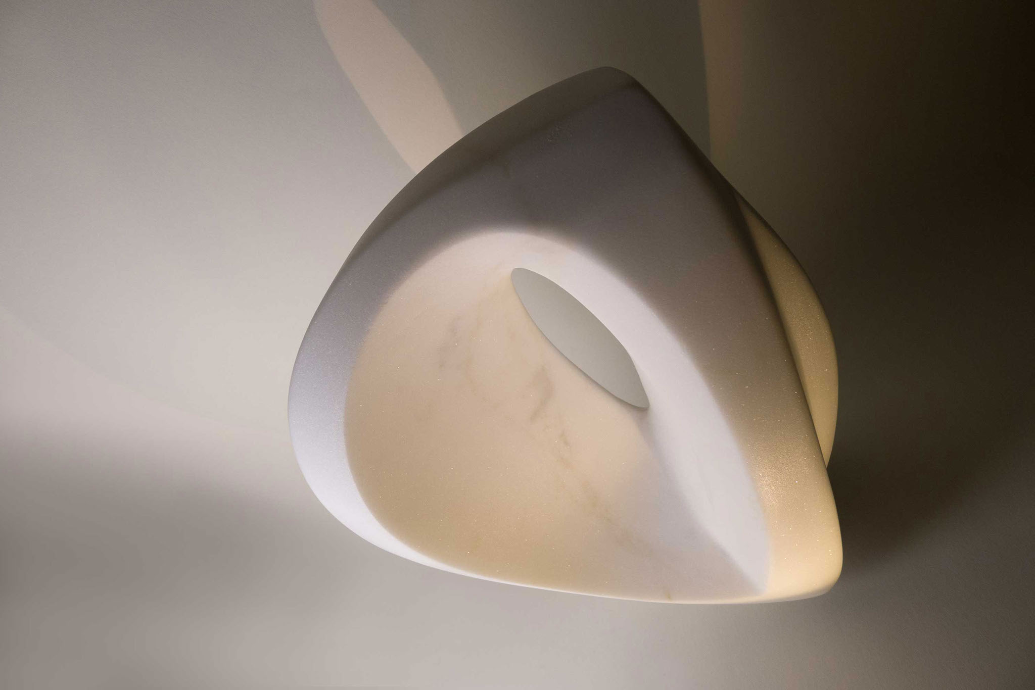 Chloe desrousseaux, chloé desrousseaux, cloe desrousseaux, Sculpture grand format, sculpture bronze, sculpture femme, sculptrice femme, douleur 